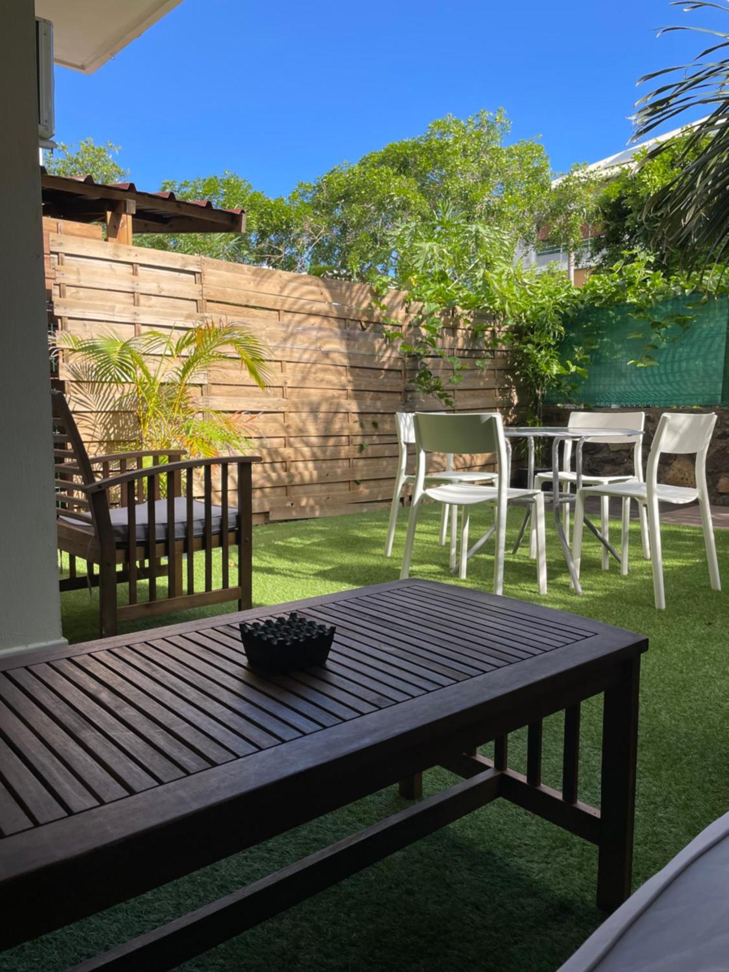 Prana Lodge Saint Gilles Les Bains 800 M De La Plage Exterior foto